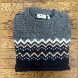 NWOT Fjallraven Ovik Knit Sweater